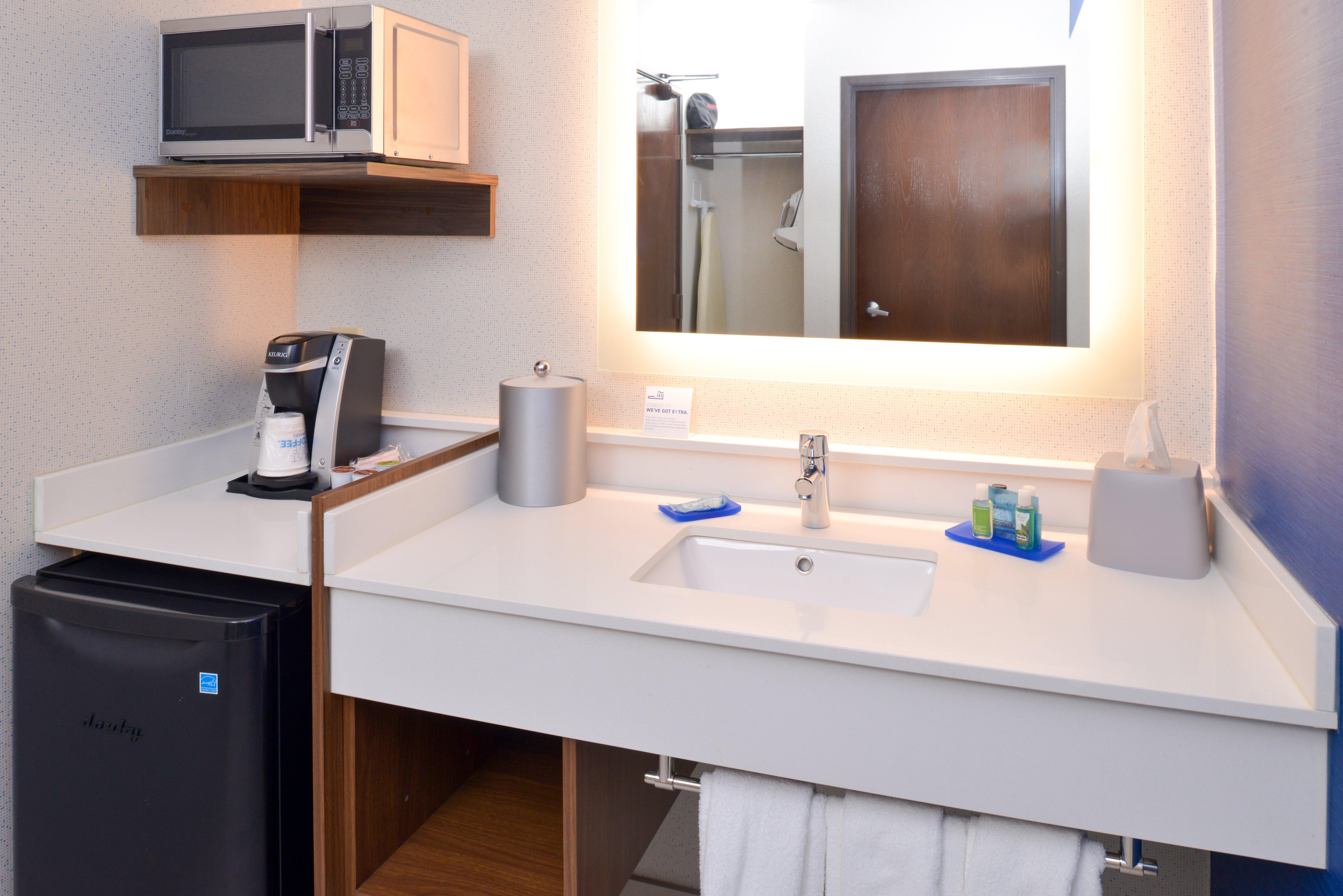 Holiday Inn Express Wixom By Ihg Dış mekan fotoğraf