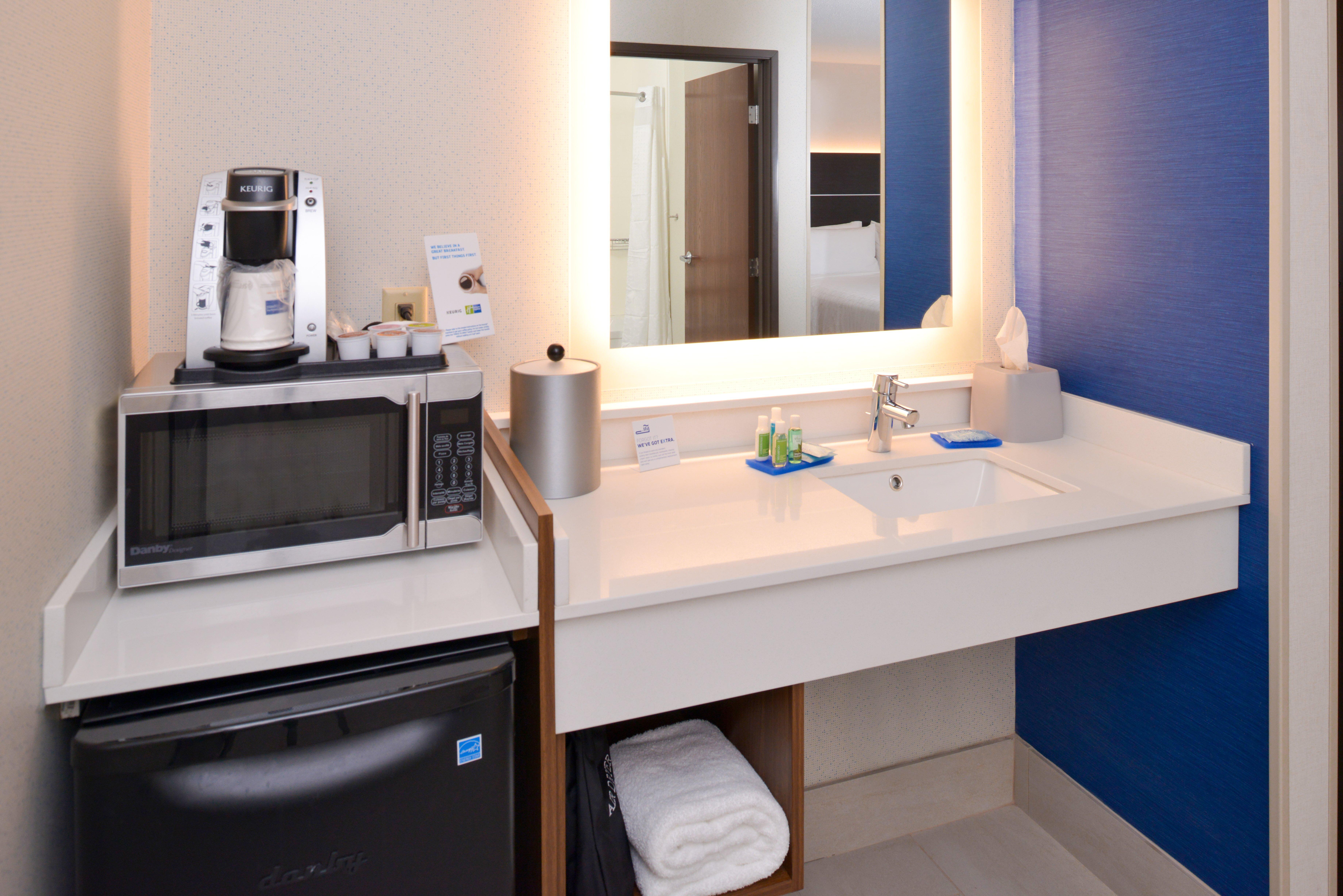 Holiday Inn Express Wixom By Ihg Dış mekan fotoğraf
