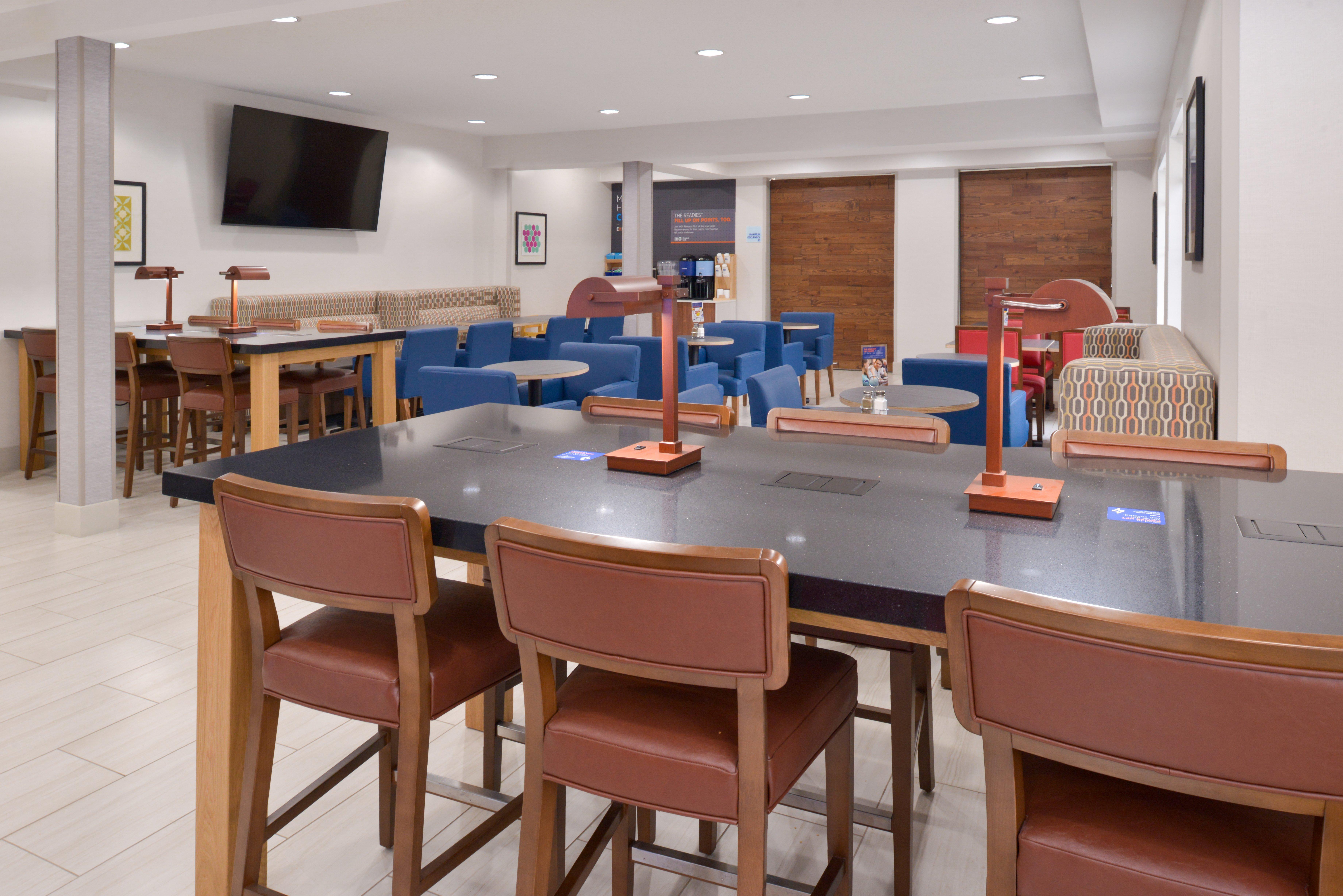 Holiday Inn Express Wixom By Ihg Dış mekan fotoğraf