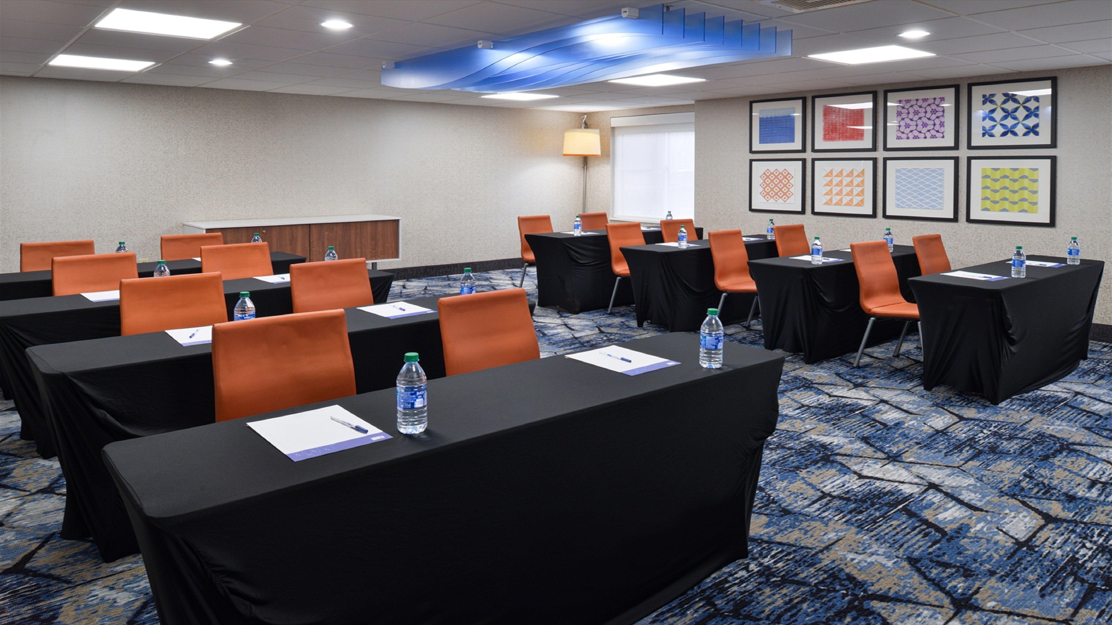 Holiday Inn Express Wixom By Ihg Dış mekan fotoğraf