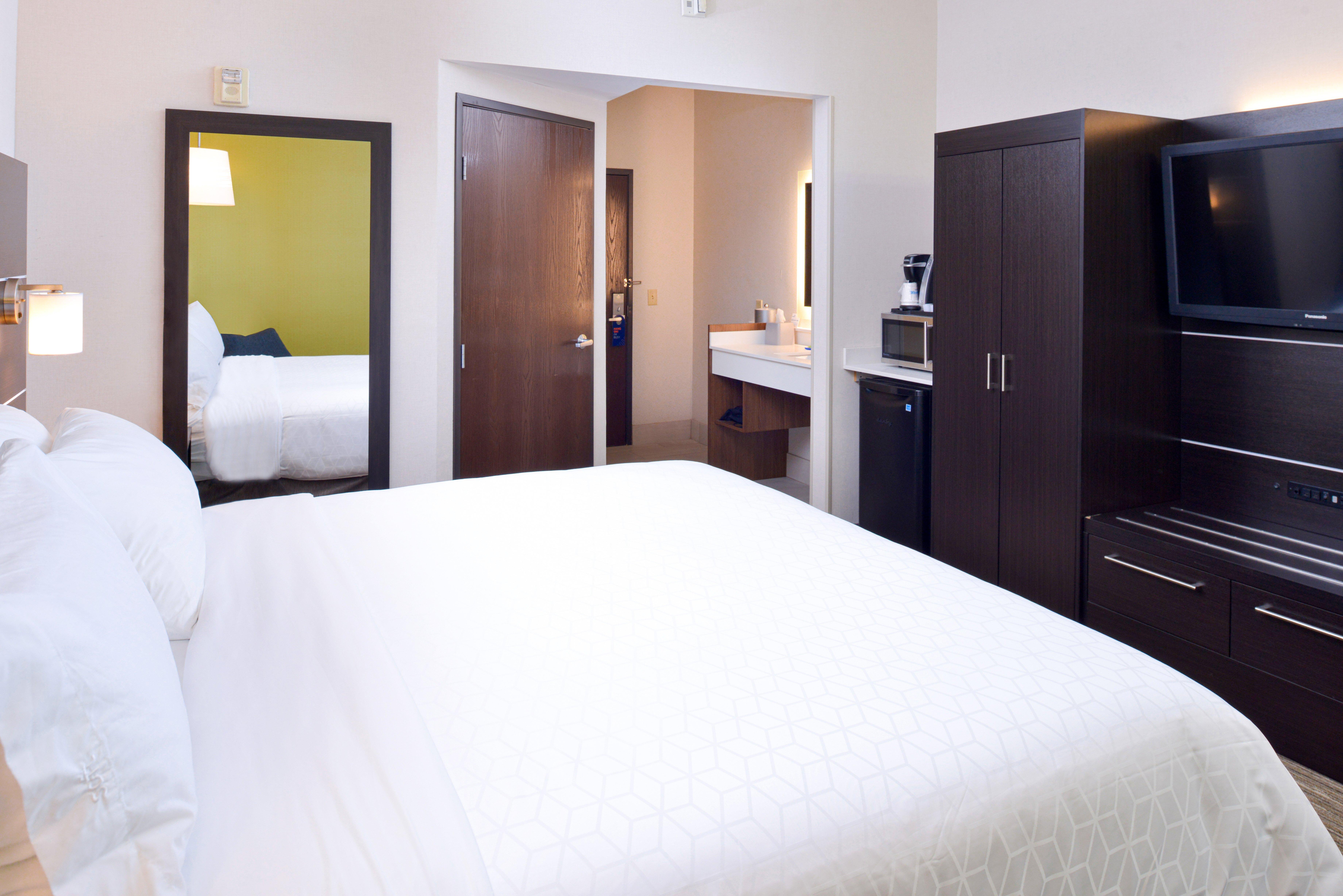 Holiday Inn Express Wixom By Ihg Dış mekan fotoğraf