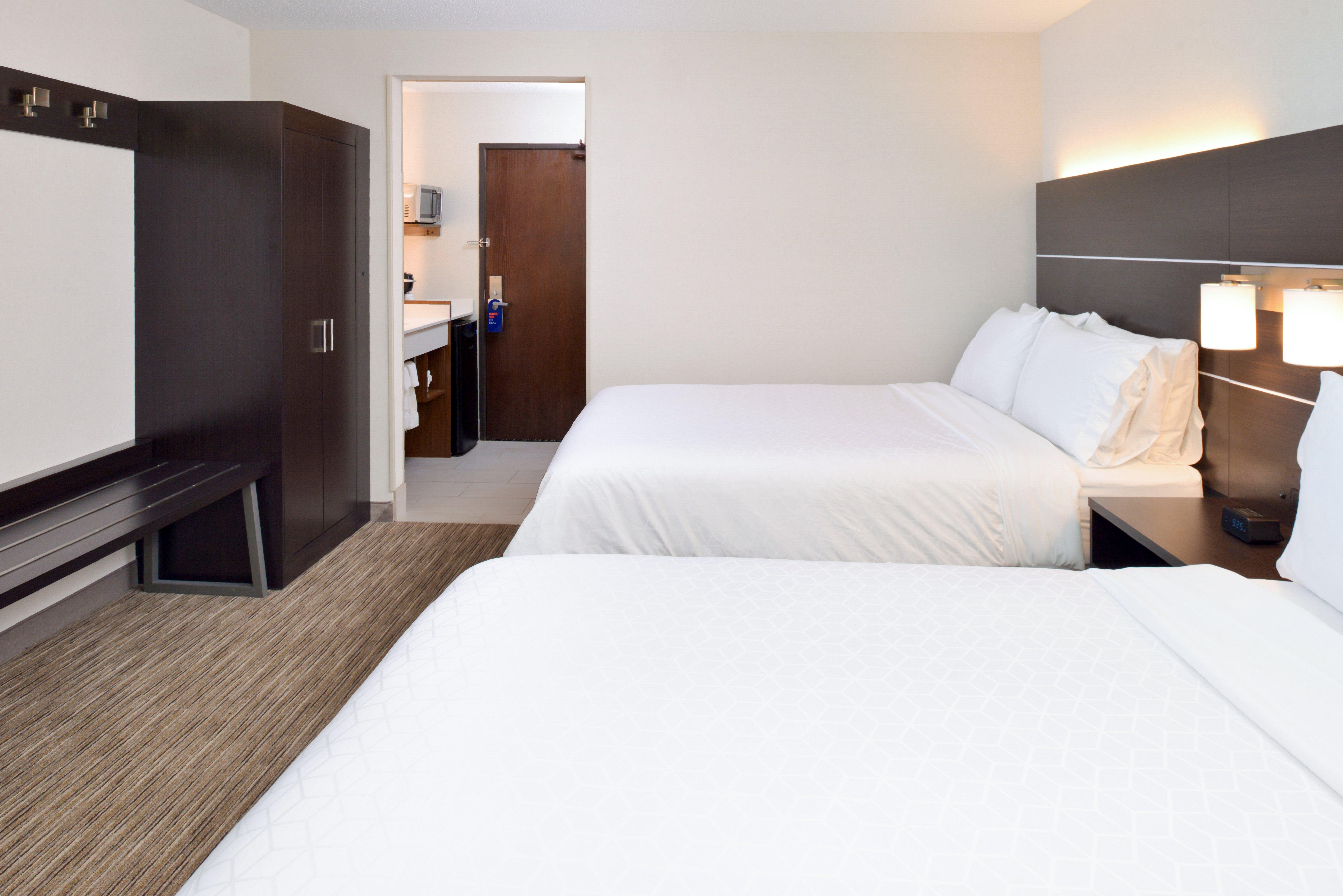 Holiday Inn Express Wixom By Ihg Dış mekan fotoğraf
