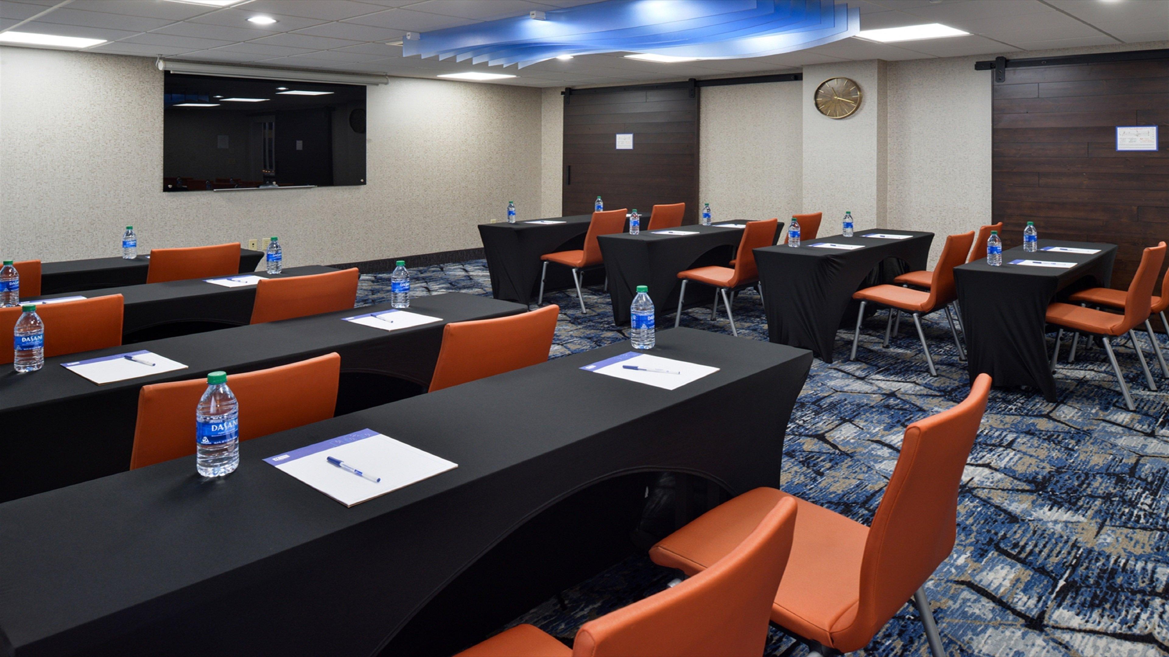 Holiday Inn Express Wixom By Ihg Dış mekan fotoğraf